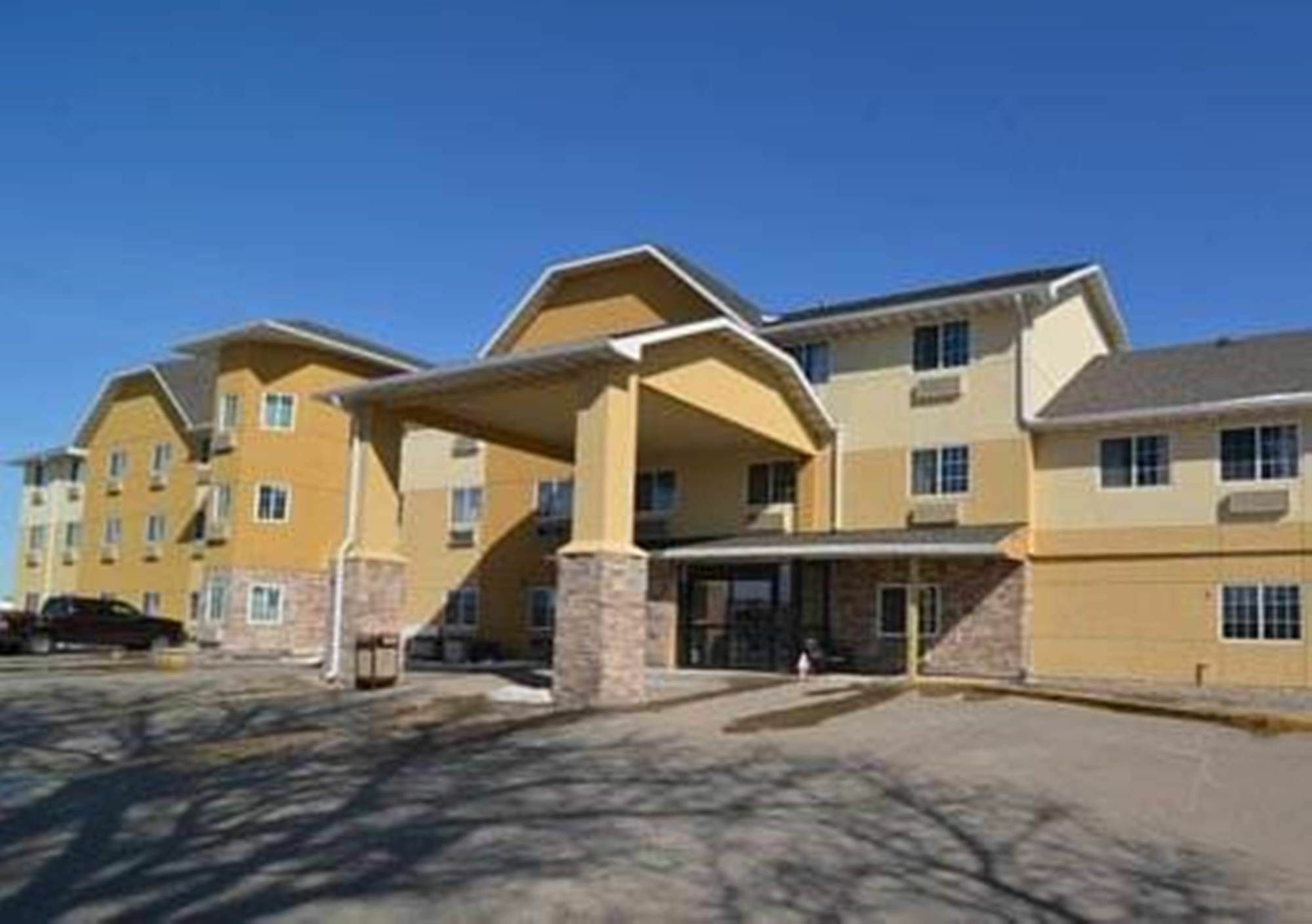 Super 8 By Wyndham Altoona Hotel Luaran gambar