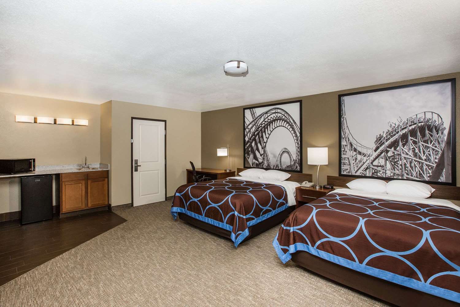 Super 8 By Wyndham Altoona Hotel Luaran gambar